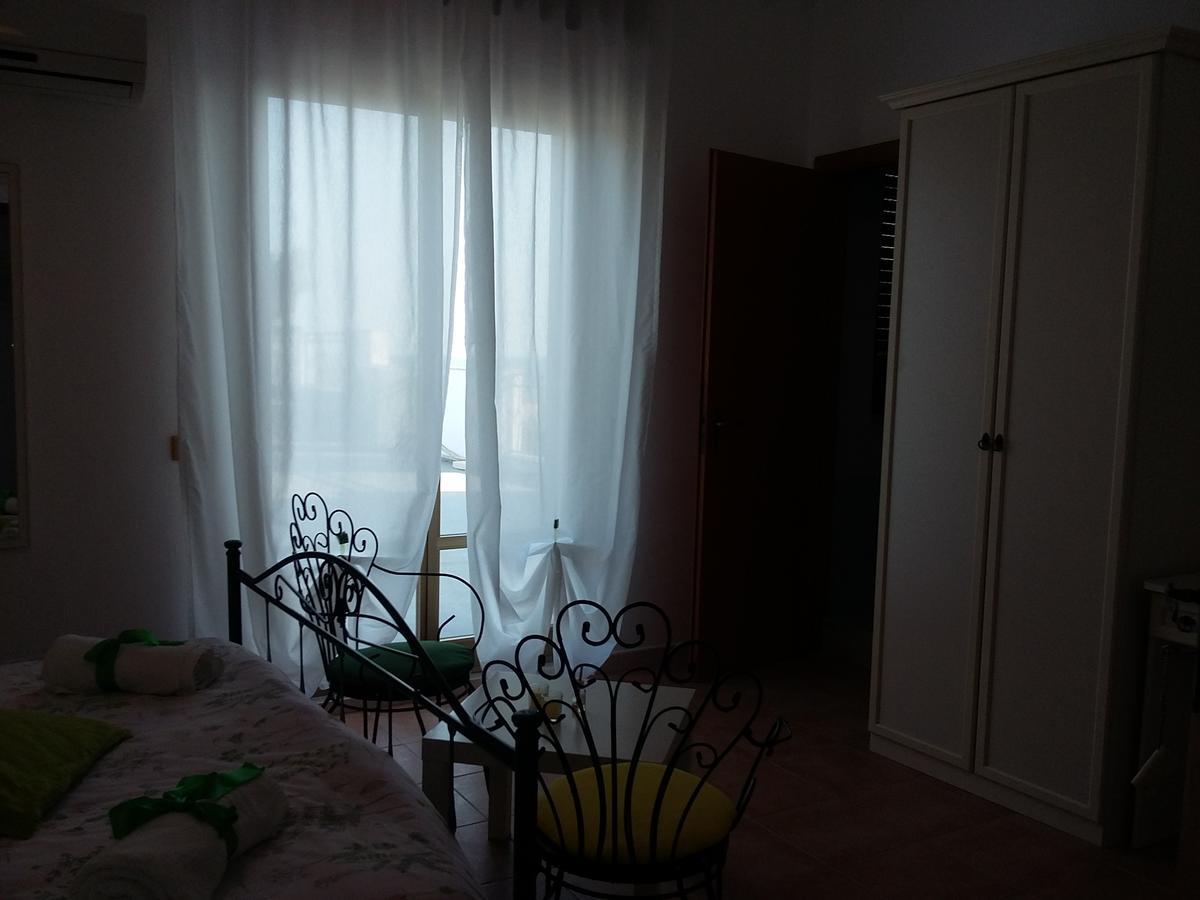 B&B Scogli Bianchi Lido di Noto Kültér fotó