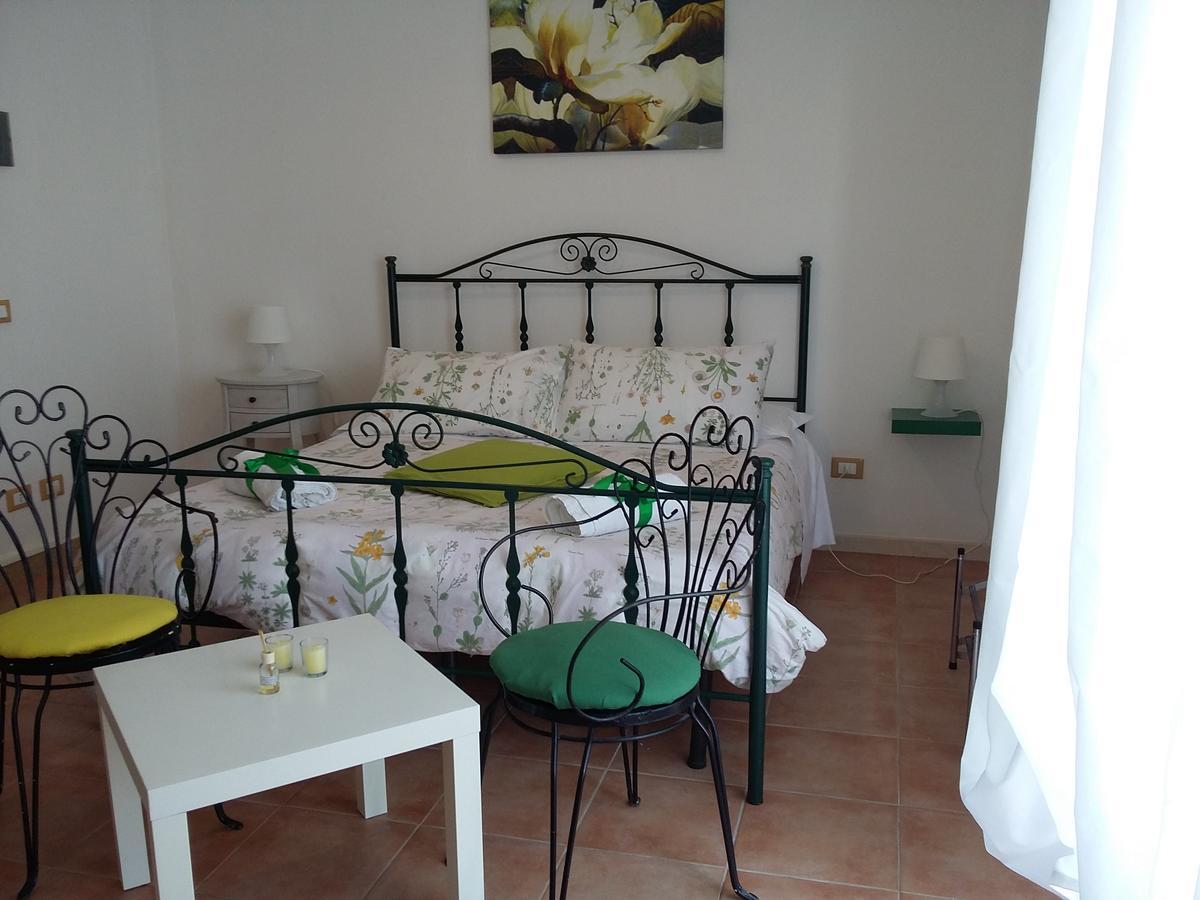 B&B Scogli Bianchi Lido di Noto Kültér fotó